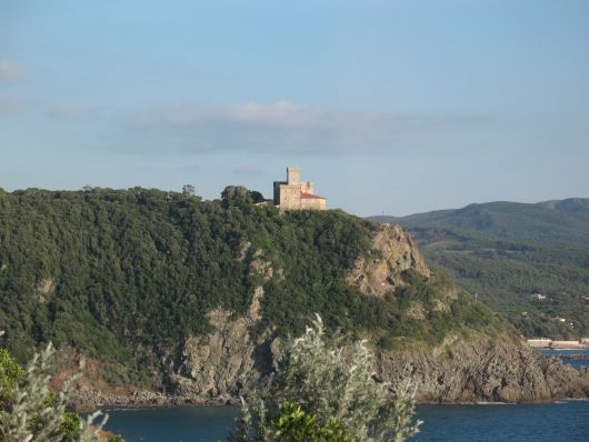 Immagini del Castello Sonnino vicino Livorno