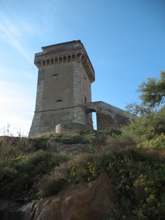 La Torre di Calafuria a Livorno foto